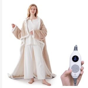 Westinghouse Wearable Heated Blanket with Hand Foot Pockets-Beige